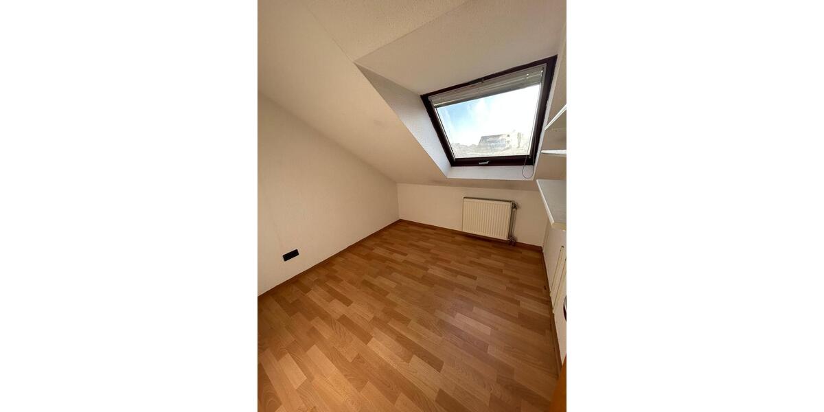 Doppelhaushälfte in Eckental-Forth 4 zimmer