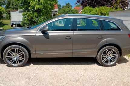 Audi Q7 216.000 km 22.999 &euro; Nürnberg 90455