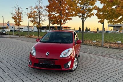 Renault Twingo 97.000 km 2.989 &euro; nürnberg 90429
