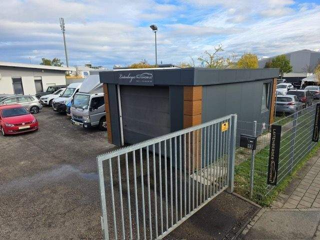 Erfolgreiches Autohaus mit Hochwertigem Büro und Waschstrasse im Zentrum der Händlergebiets Fürth zimmer