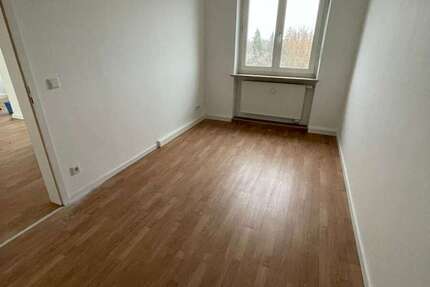 Wohnung zum Mieten in Erlangen 648,65 € 69.62 m² 3 zimmer