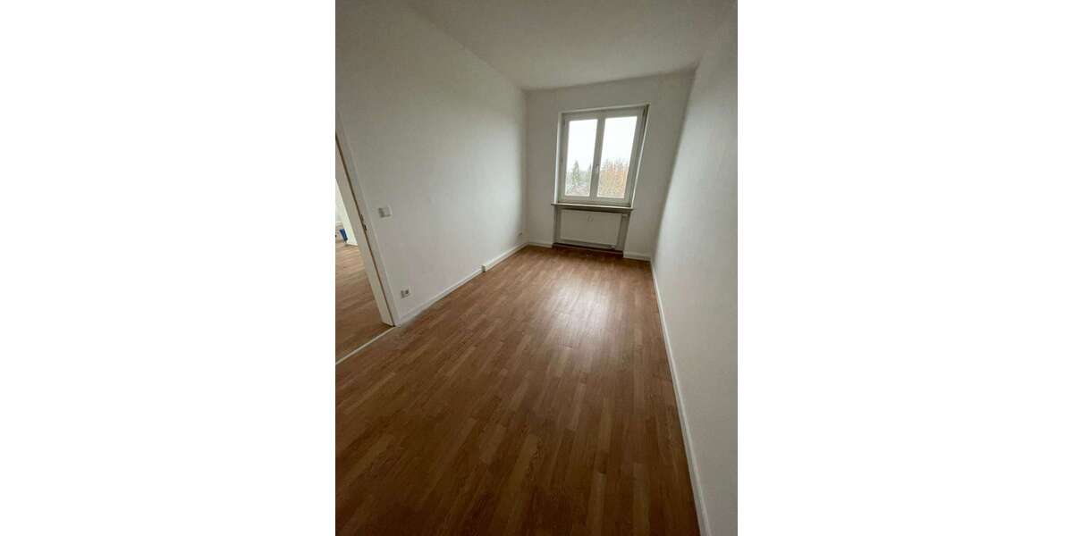 Wohnung zum Mieten in Erlangen 648,65 € 69.62 m² 3 zimmer