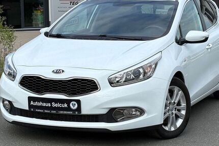 Kia ceed / Ceed 123.000 km 7.990 &euro; Fürth (bei Nürnberg) 90768