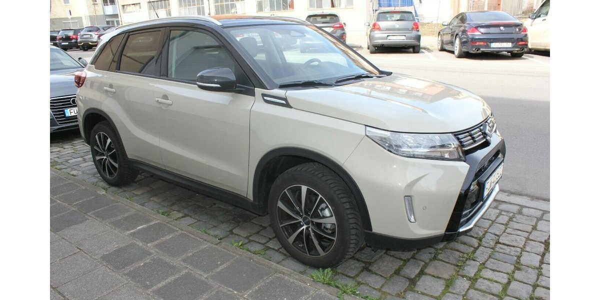 Suzuki Vitara 1.4 Mild-Hybrid Comfort+ 4x2 Autom. 8.500 km 26.990 &euro; Fürth 90763