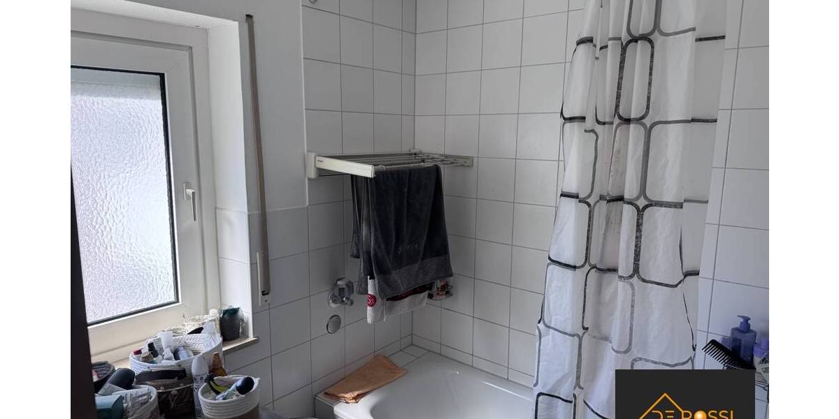 Etagenwohnung Nürnberg / Worzeldorf Herpersdorf - 2 Zimmer, 67 m&sup2;, 700&euro; | Angebot:26696336