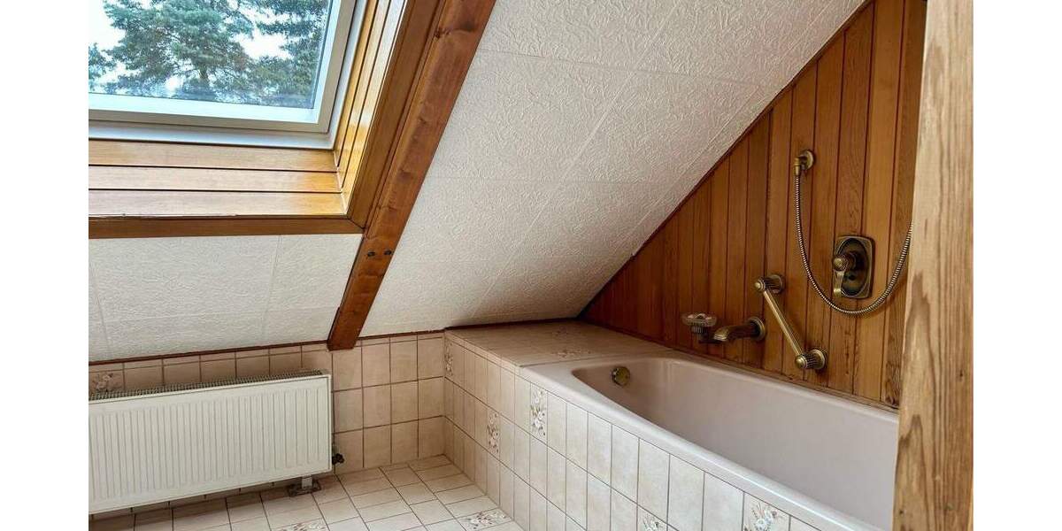 Mehrfamilienhaus, Wohnhaus Großenseebach - 7 Zimmer, 234 m&sup2;, 695.000&euro; | Angebot:25677860