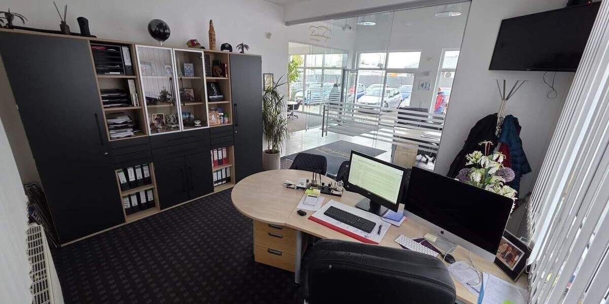 Erfolgreiches Autohaus mit Hochwertigem Büro und Waschstrasse im Zentrum der Händlergebiets Fürth zimmer