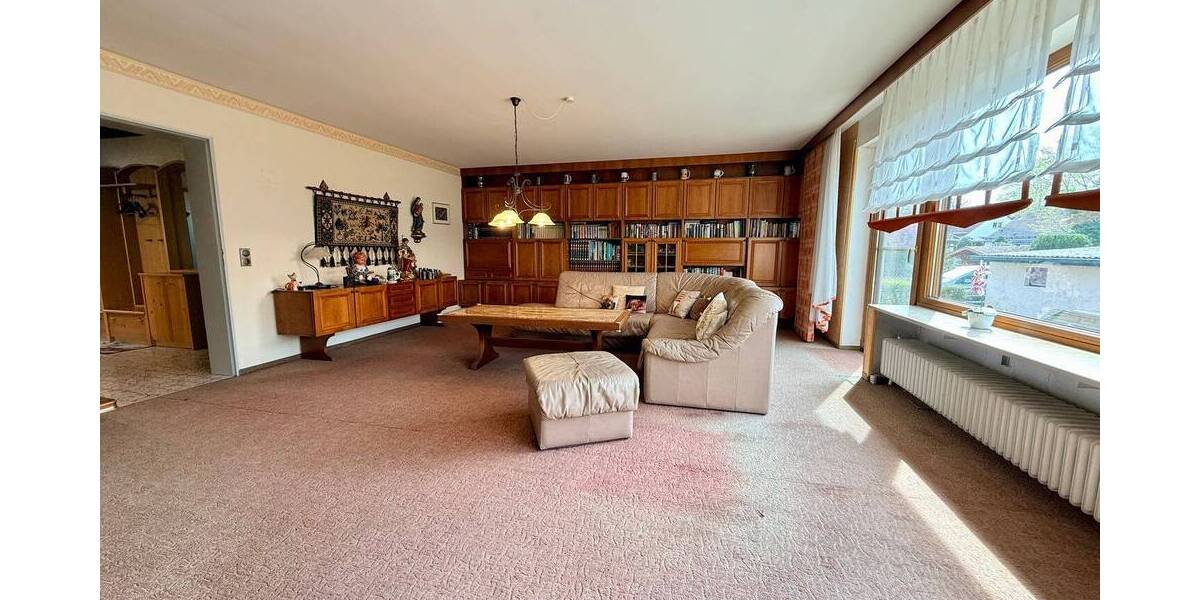 Einfamilienhaus Altdorf bei Nürnberg Röthenbach - 8 Zimmer, 232 m&sup2;, 595.900&euro; | Angebot:26141256