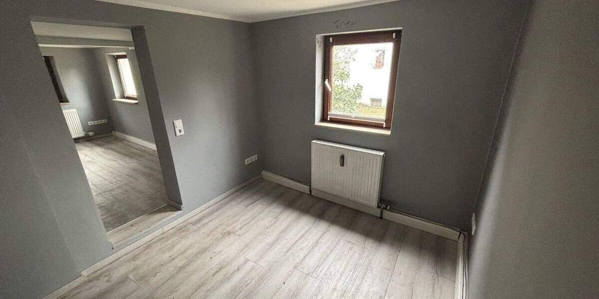 Einfamilienhaus Nürnberg Großgründlach - 7 Zimmer, 145 m&sup2;, 525.000&euro; | Angebot:25779105