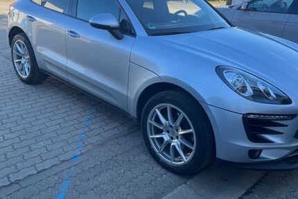 Porsche Macan 20.000 km 49.300 &euro; Erlangen 91058