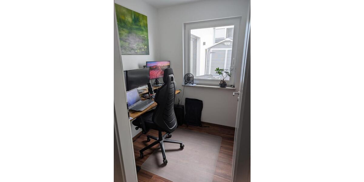 Etagenwohnung Zirndorf - 3.5 Zimmer, 120 m&sup2;, 1.490&euro; | Angebot:26478206