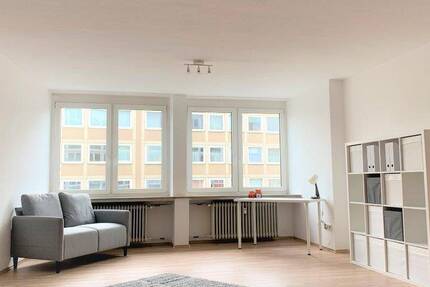 Zimmer Nürnberg Glockenhof - 270&euro; | Angebot:26343815