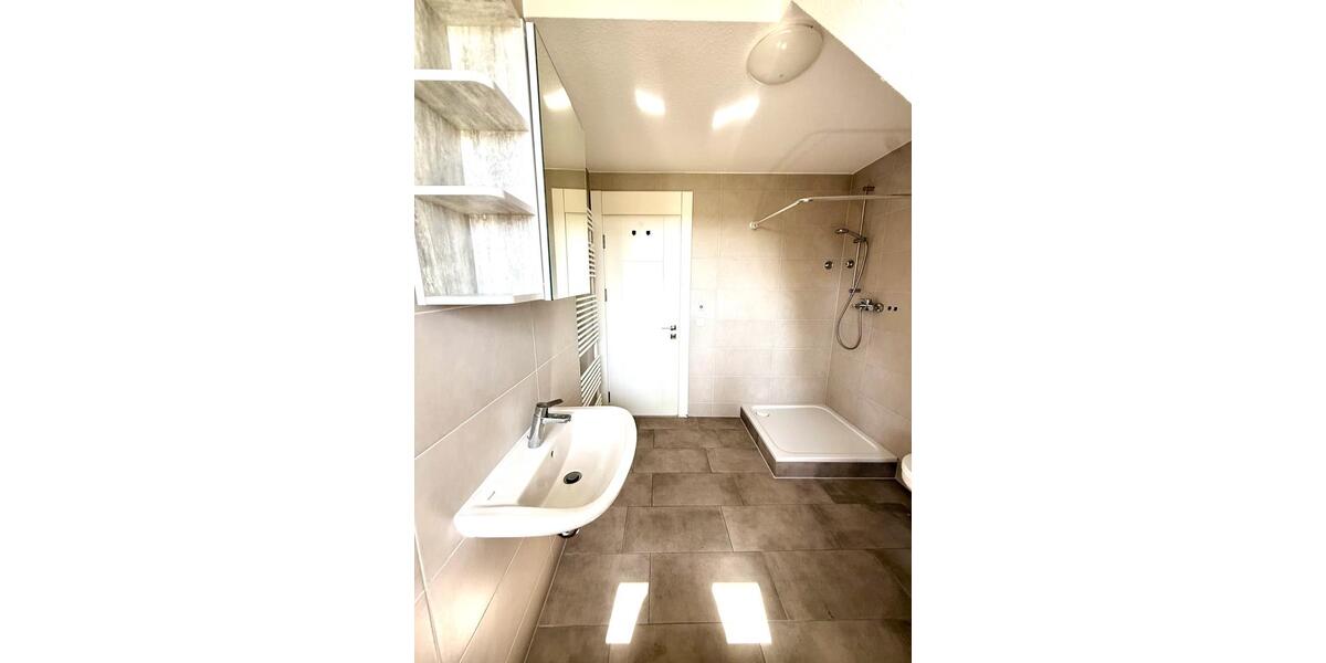 Dachgeschoßwohnung Nürnberg Gärten bei Wöhrd - 2 Zimmer, 58 m&sup2;, 900&euro; | Angebot:27552358