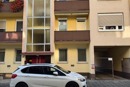 Zentral und ruhig wohnen beim Rosenaupark: 2-Zimmer mit EBK zimmer