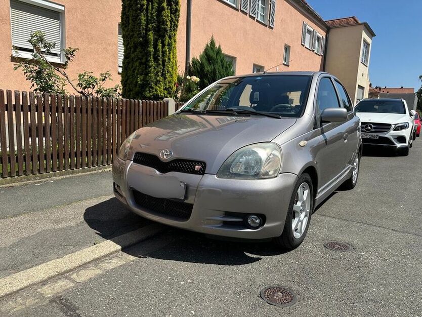 Yaris
