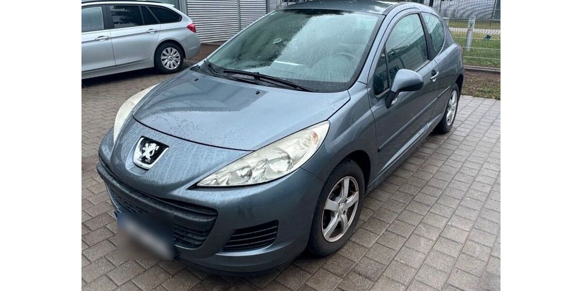 Peugeot 207 137.028 km 650 &euro; Heroldsbach 91336