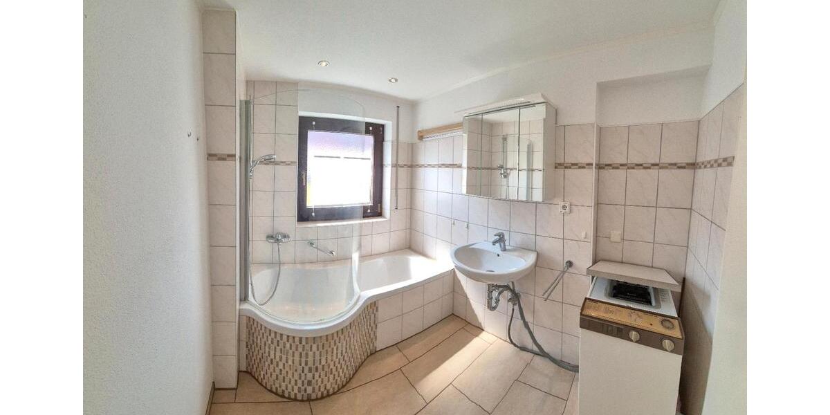 Doppelhaushälfte Erlangen Bruck - 4 Zimmer, 83 m&sup2;, 450.000&euro; | Angebot:27453022