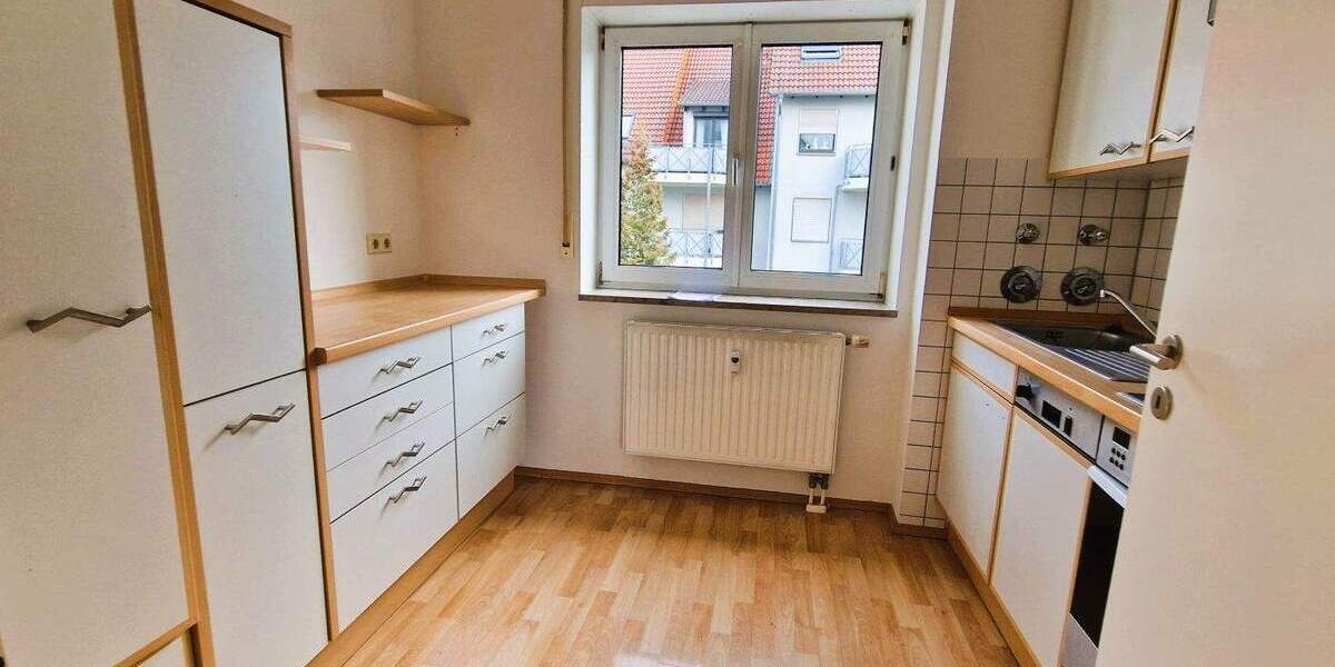 Etagenwohnung Erlangen Büchenbach - 3 Zimmer, 72 m&sup2;, 920&euro; | Angebot:25704203