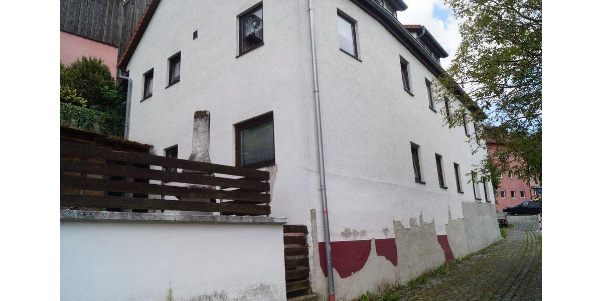 Mehrfamilienhaus, Wohnhaus Roßtal - 400.000&euro; | Angebot:27096405