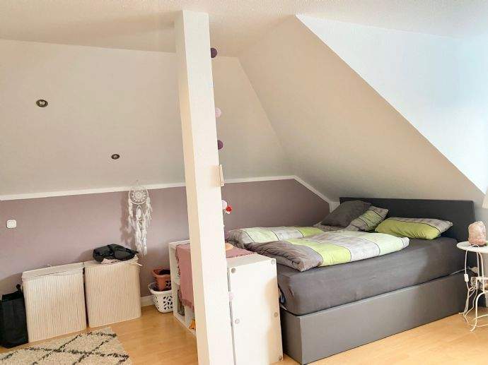 Etagenwohnung Fürth Weikershof - 3 Zimmer, 92 m&sup2;, 990&euro; | Angebot:26796666