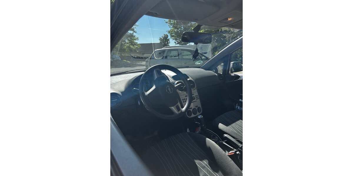 Opel Corsa 75.000 km 1.850 € Nürnberg 90403
