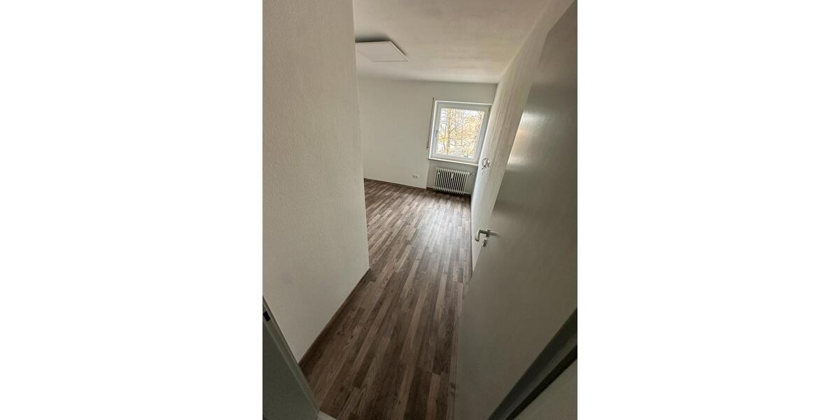 Etagenwohnung Feucht - 3 Zimmer, 72 m&sup2;, 299.000&euro; | Angebot:25614320