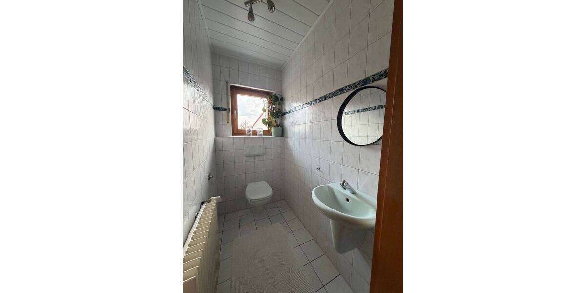 Etagenwohnung Erlangen Frauenaurach - 2 Zimmer, 117 m&sup2;, 1.400&euro; | Angebot:26092188