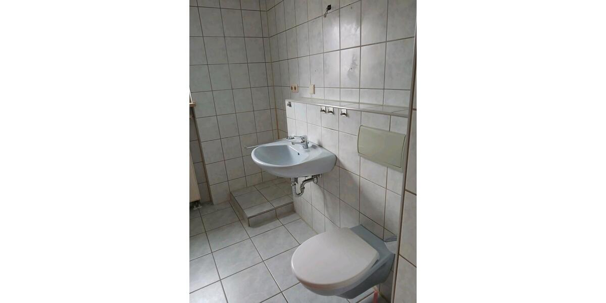 Etagenwohnung Neuendettelsau - 3 Zimmer, 83 m&sup2;, 199.000&euro; | Angebot:24826377