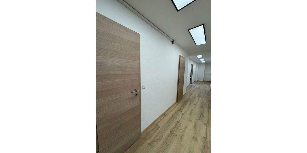 Büro Praxis Seminarräume Nürnberg - saniert, ca. 220 m², bei Hbf - provisionsfrei (Eigentümer) zimmer