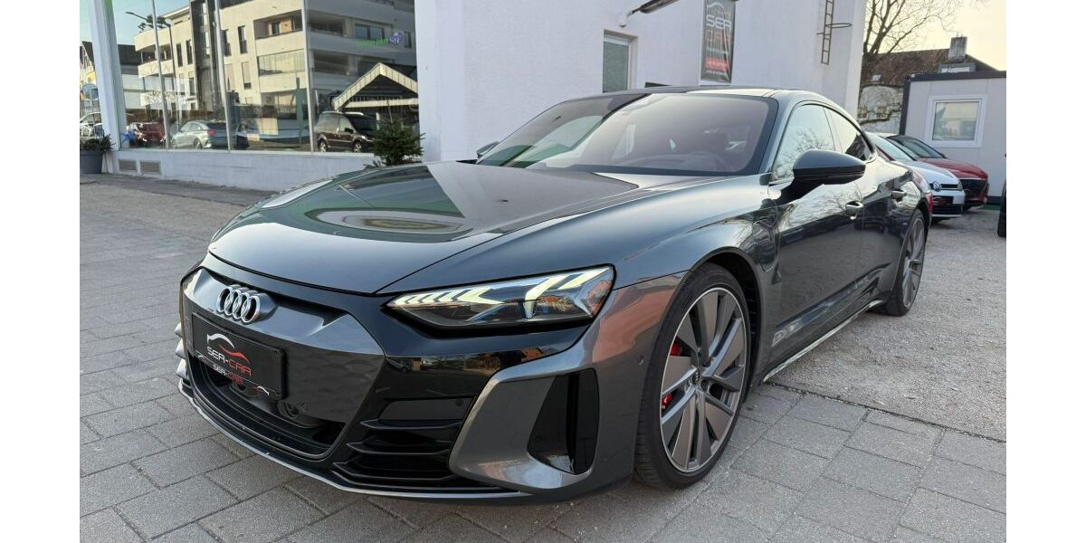 Audi RS e-tron GT 40.000 km 56.900 &euro; Roth 91154
