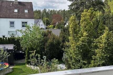 Haus zum Kaufen in Erlangen 585.000 € 137 m² 6 zimmer
