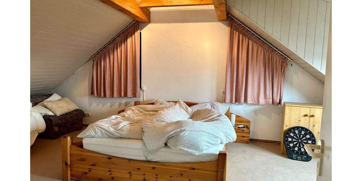 Mehrfamilienhaus, Wohnhaus Großenseebach - 7 Zimmer, 234 m&sup2;, 695.000&euro; | Angebot:25677860
