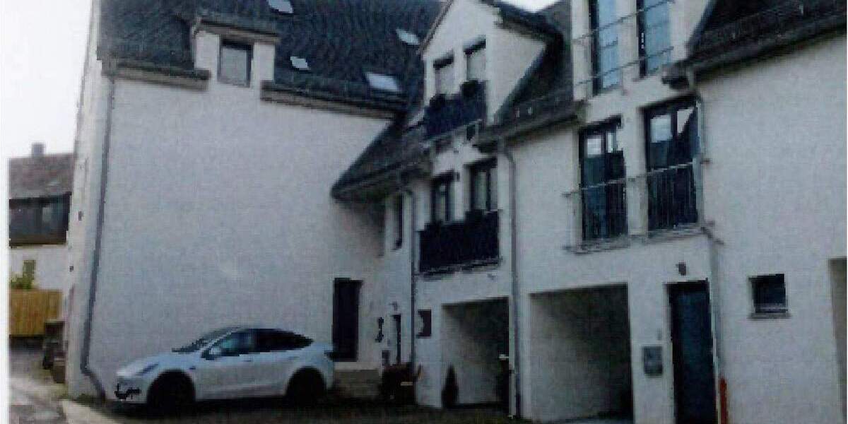 Etagenwohnung Cadolzburg - 4 Zimmer, 99 m&sup2;, 310.000&euro; | Angebot:25797922