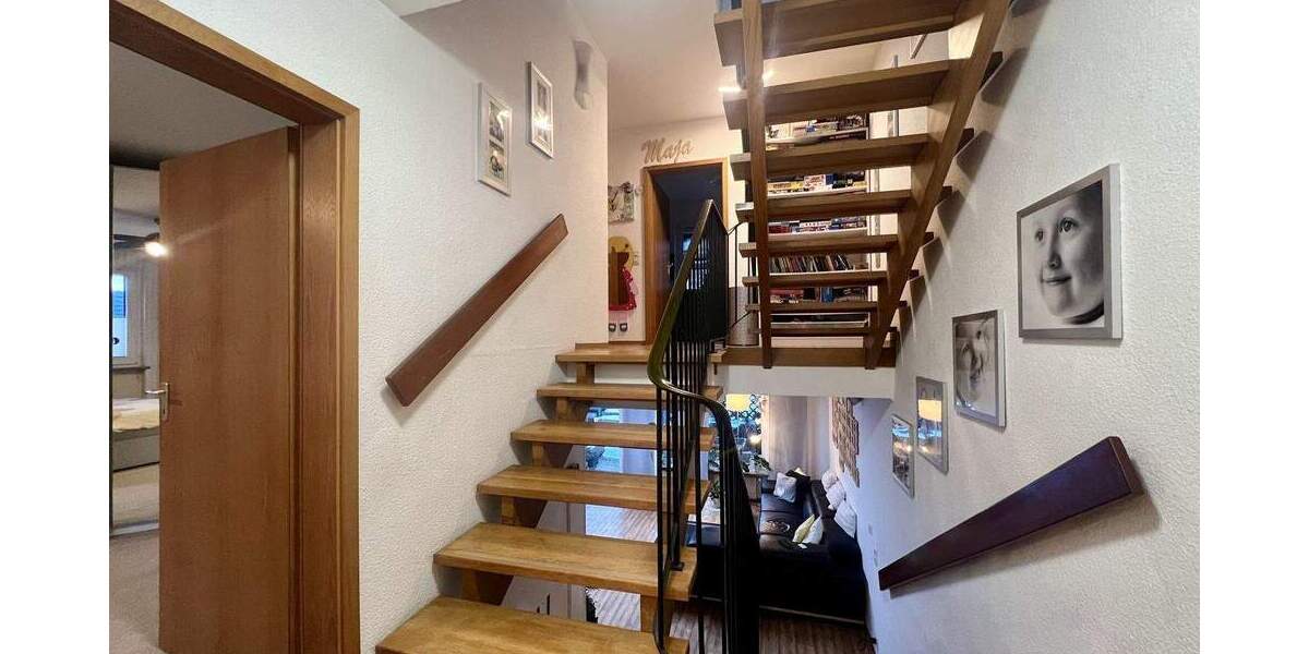 Doppelhaushälfte Erlangen Stadtrandsiedlung - 5 Zimmer, 140 m&sup2;, 699.000&euro; | Angebot:25671230