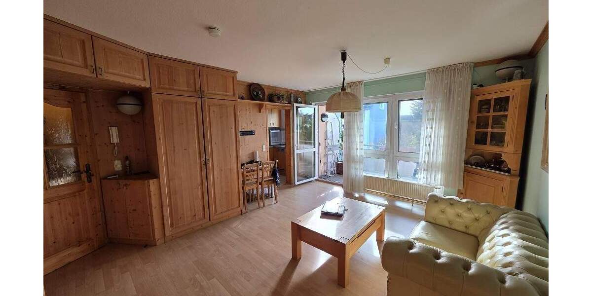 V3459 schickes 1-Zimmer-Apartment mit Duplex-Stellplatz in Burgfarrnbach 1 zimmer