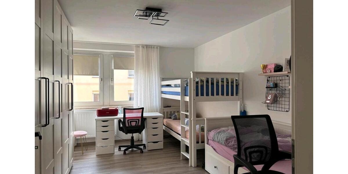Etagenwohnung Nürnberg Hasenbuck - 3 Zimmer, 66 m&sup2;, 1.100&euro; | Angebot:26310220
