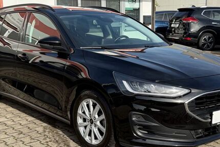 Ford Focus 102.000 km 14.990 € Cadolzburg 90556