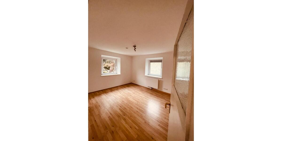 Etagenwohnung Nürnberg Schnepfenreuth - 3 Zimmer, 75 m&sup2;, 1.450&euro; | Angebot:26368921