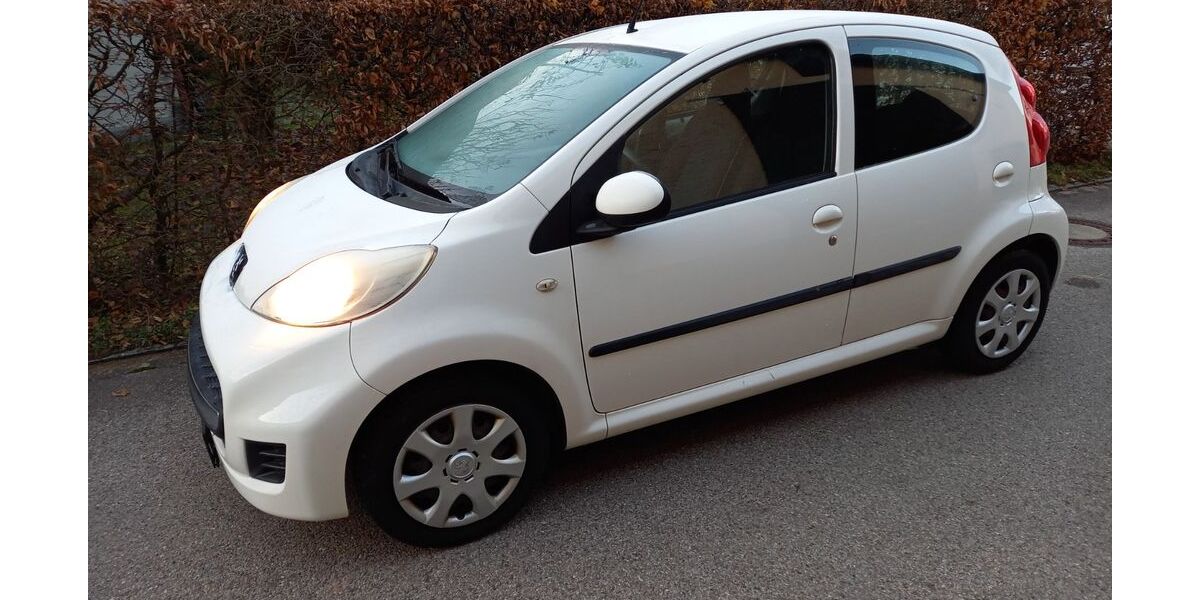 Peugeot 107 99.729 km 2.690 &euro; Abenberg 91183