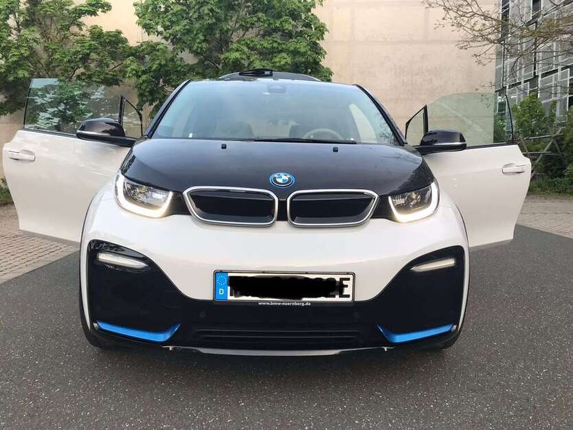 i3