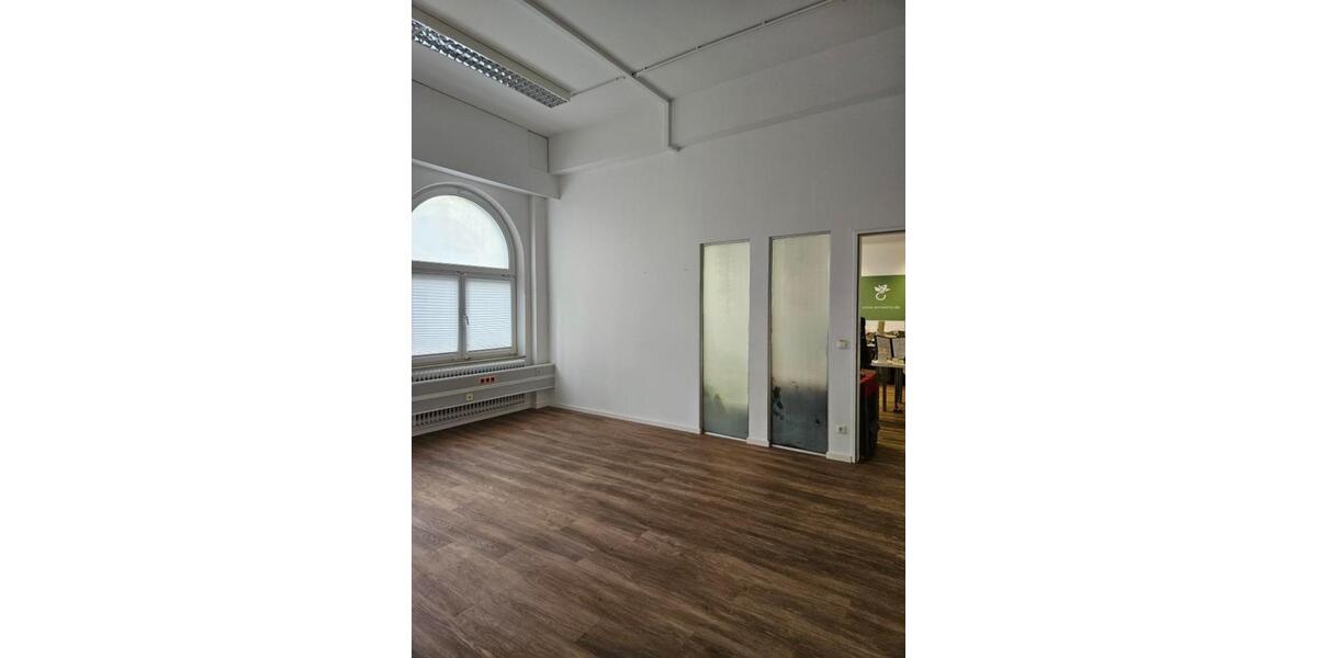 Gewerbeobjekt Nürnberg Almoshof - 700&euro; | Angebot:26168893