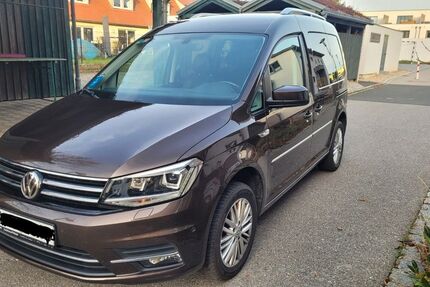 VW Caddy 89.000 km 15.800 € Hersbruck 91217