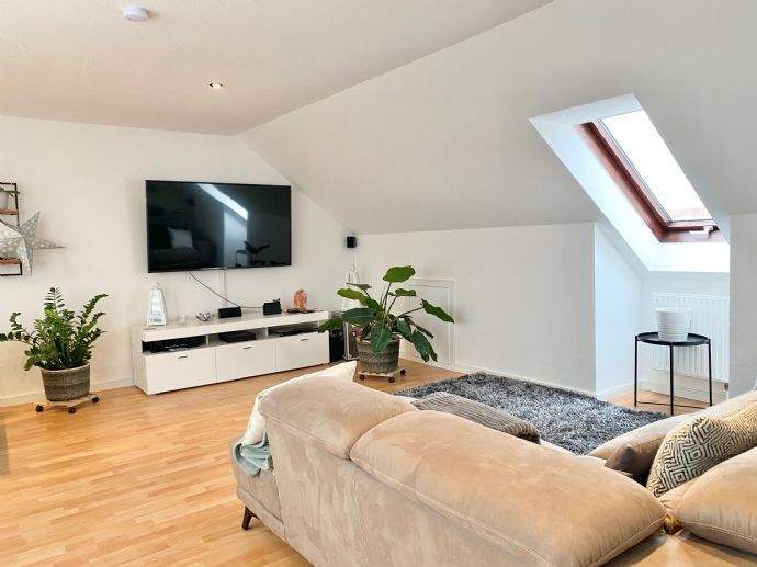 Etagenwohnung Fürth Weikershof - 3 Zimmer, 92 m&sup2;, 990&euro; | Angebot:26796666