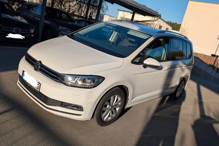 VW Touran 152.000 km 13.999 &euro; Nürnberg 90455