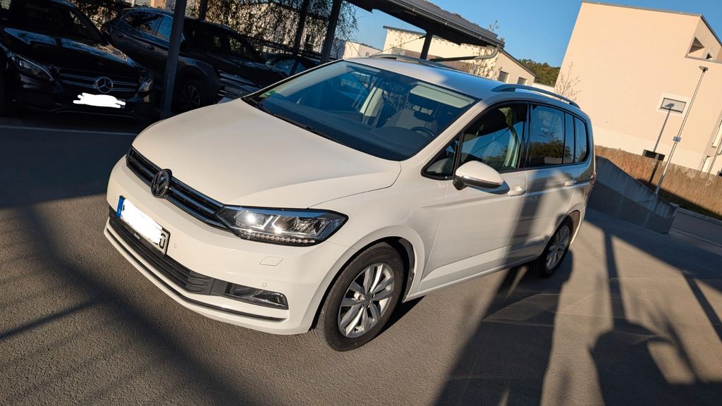 VW Touran 152.000 km 13.999 &euro; Nürnberg 90455