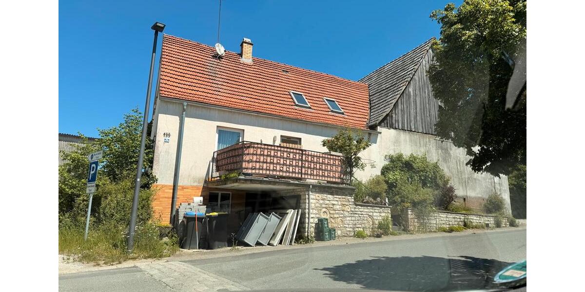 Einfamilienhaus Forchheim - 7 Zimmer, 150 m&sup2;, 149.000&euro; | Angebot:26618047