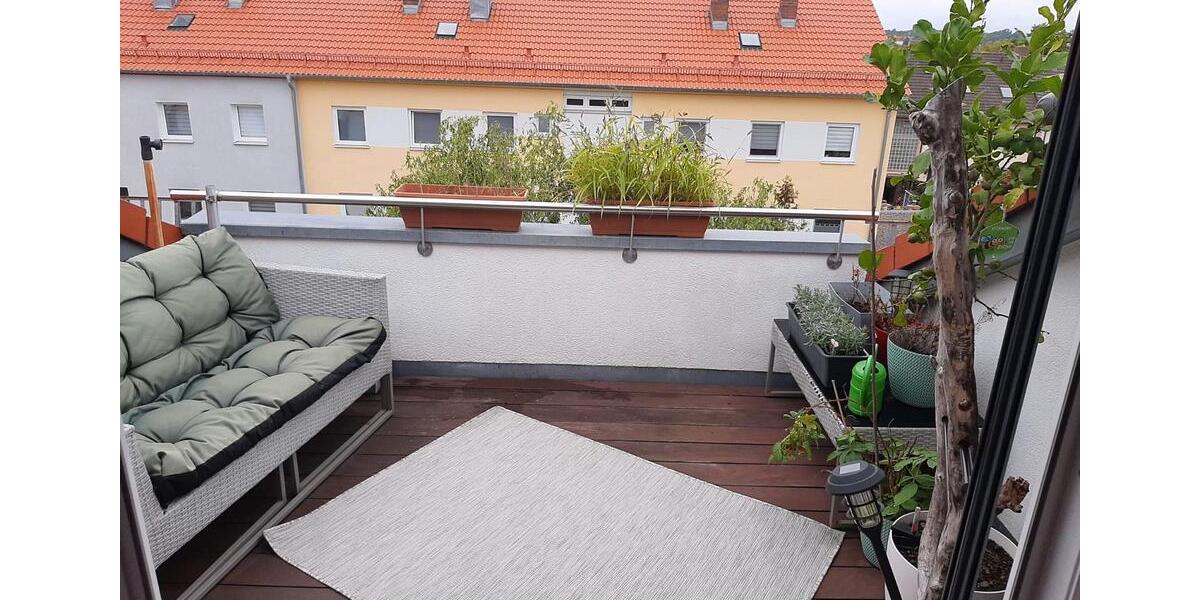 Dachgeschoßwohnung Fürth Bislohe - 3 Zimmer, 79 m&sup2;, 299.999&euro; | Angebot:27457438