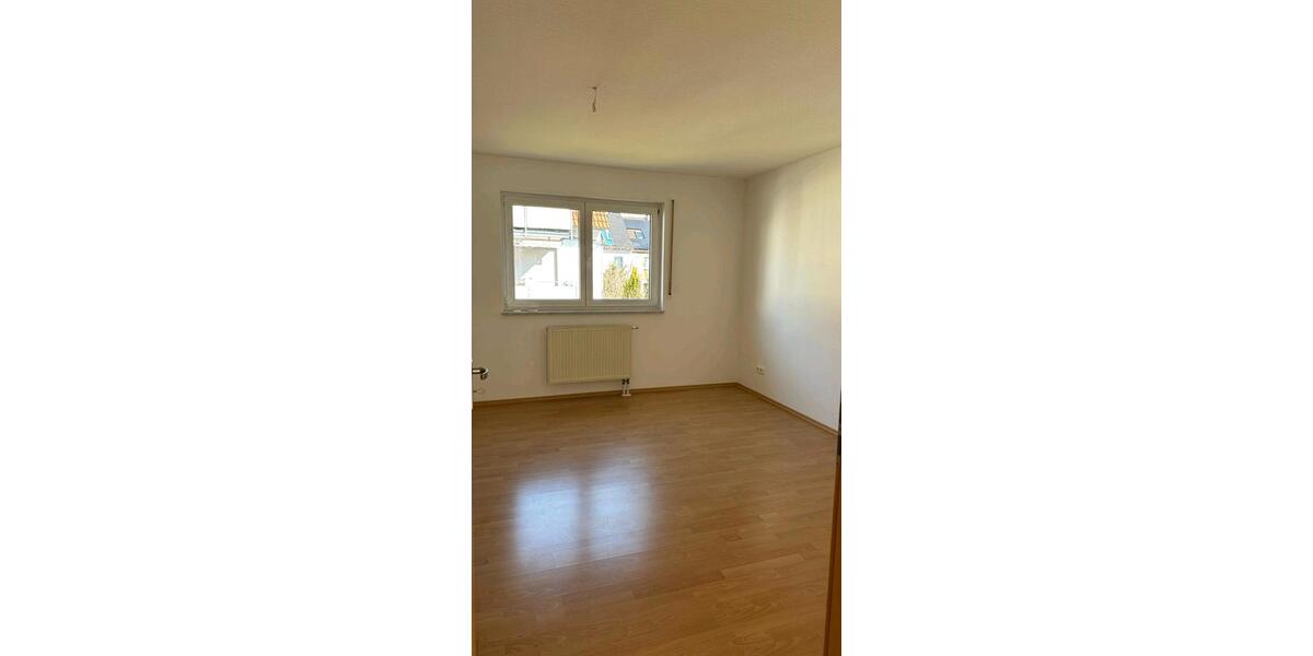 Etagenwohnung Fürth Südstadt - 3 Zimmer, 84 m&sup2;, 1.505&euro; | Angebot:25415178