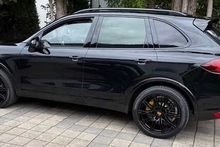 Porsche Cayenne 123.000 km 33.500 &euro; Zirndorf 90513