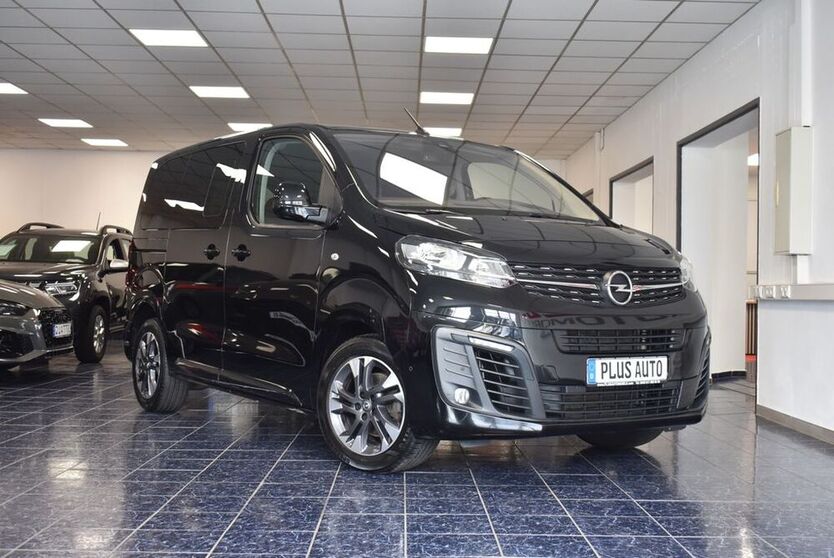Zafira Life